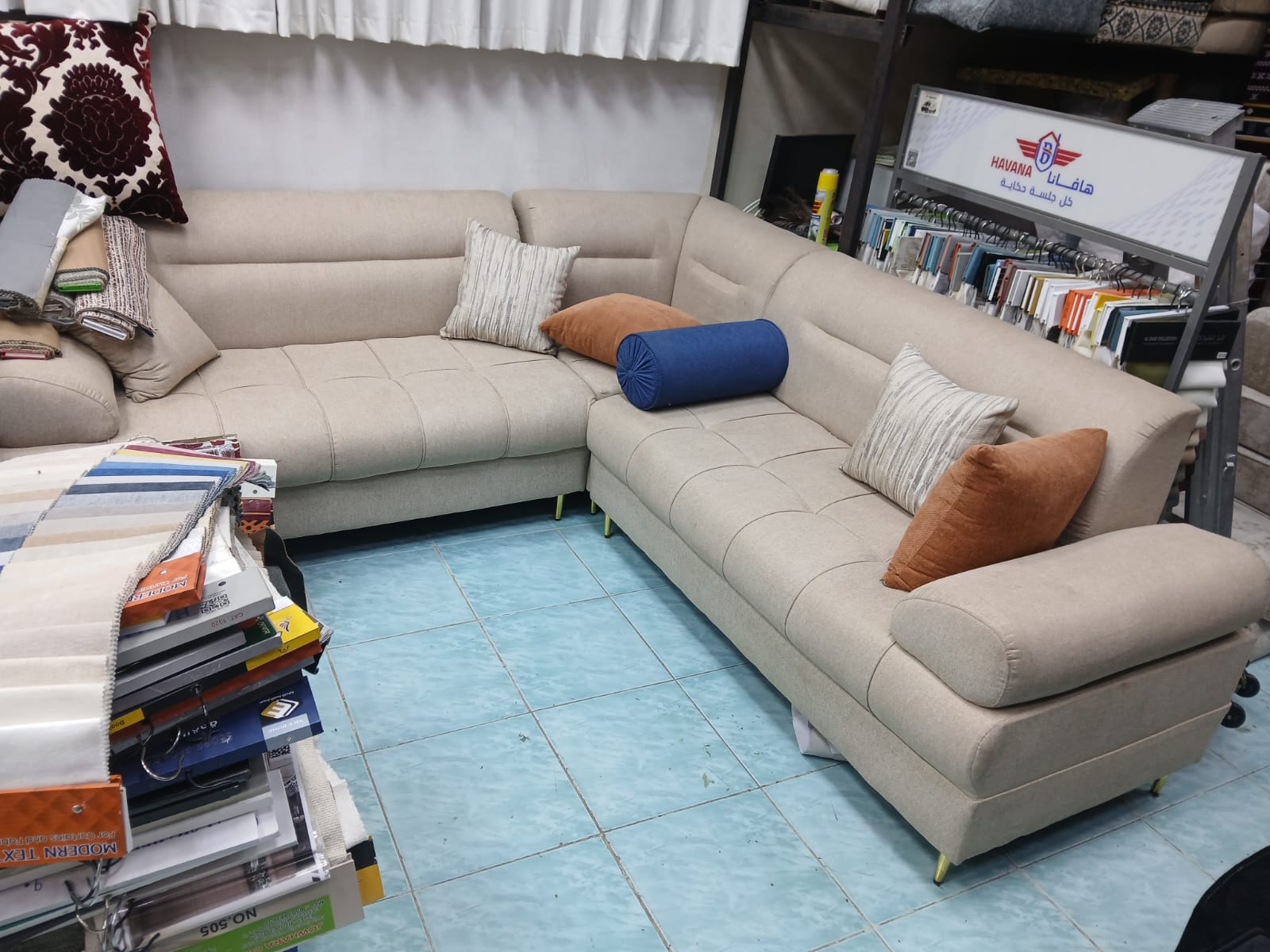 L كنب زاوية بحرف