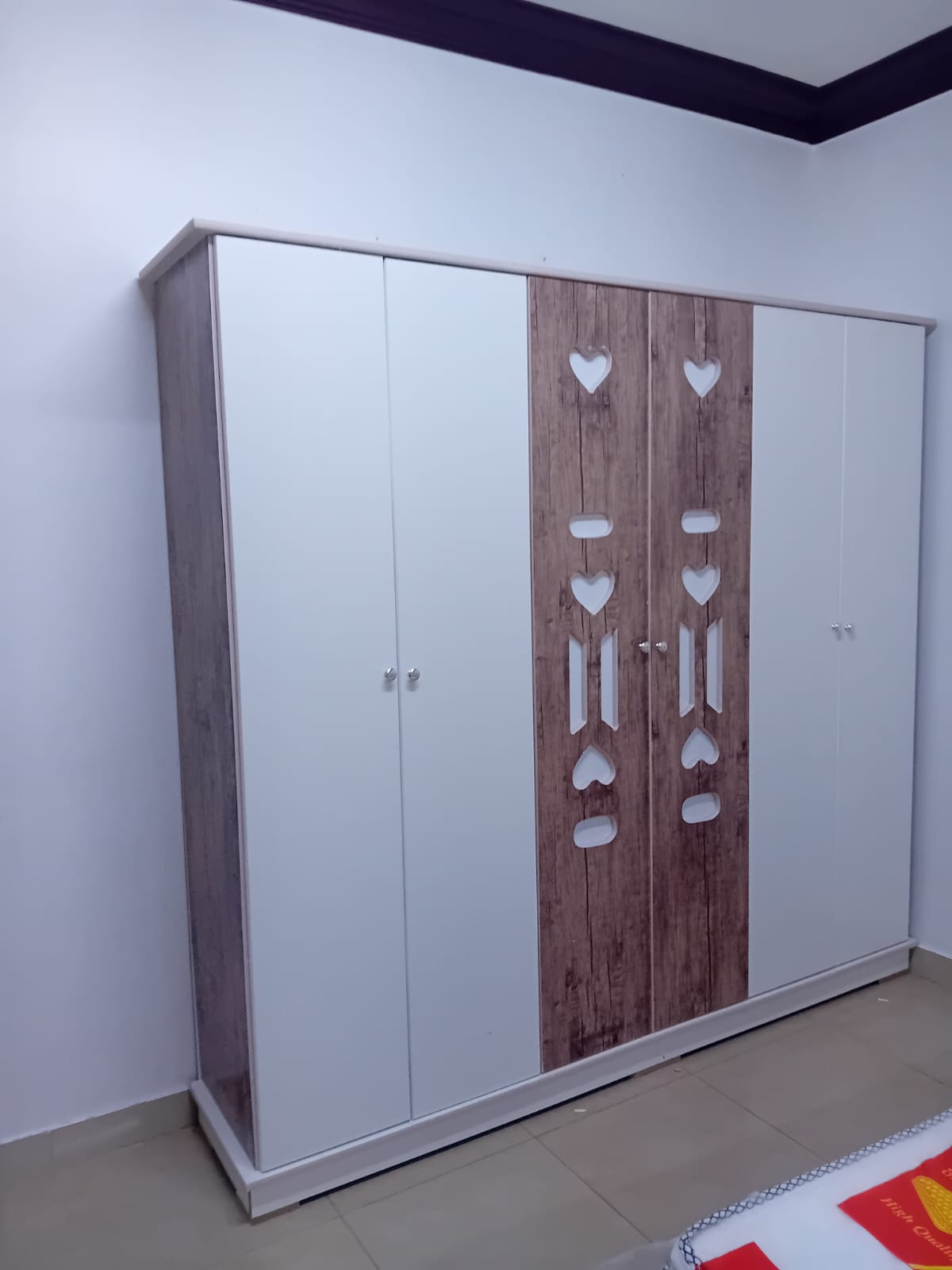 غرف نوم بنات بسيطة ورخيصة: أناقة عملية بميزانية محدودة